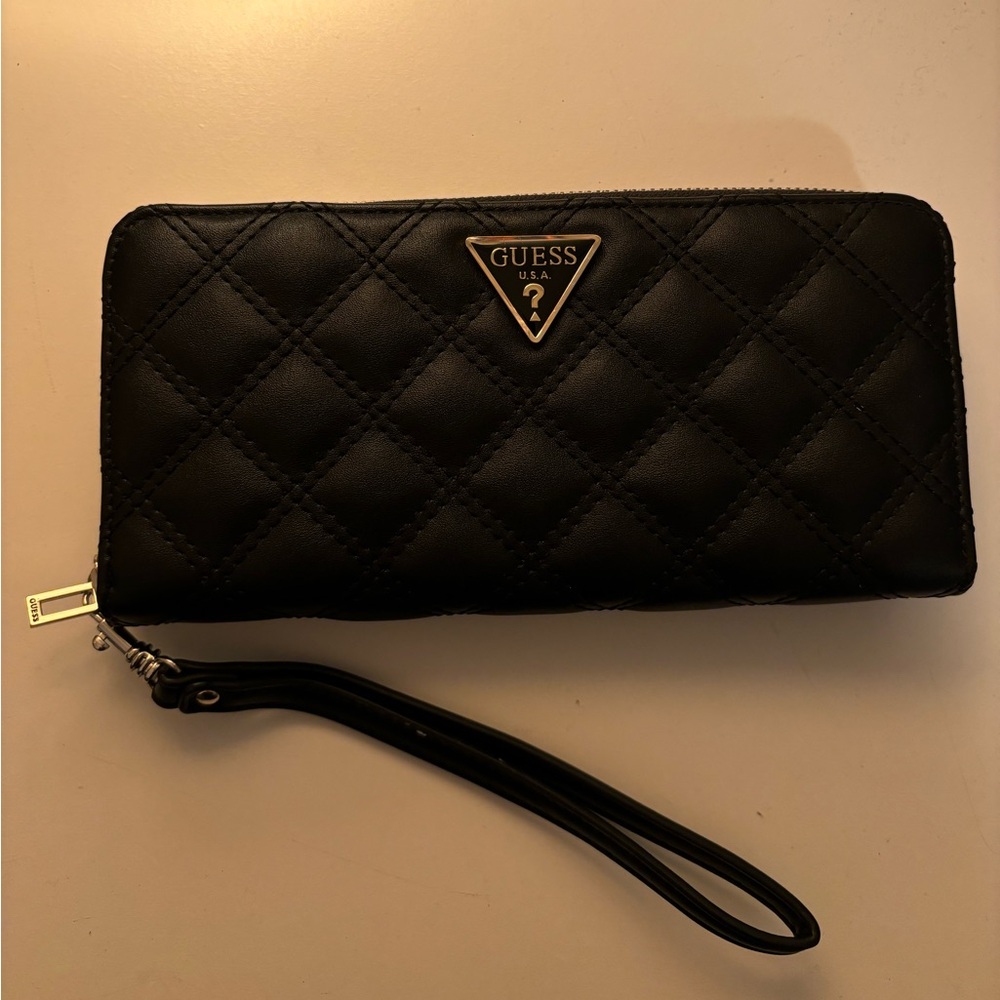 Guess wristlet